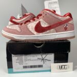 NIKE DUNK SB LOW STRANGELOVE SAMPLE