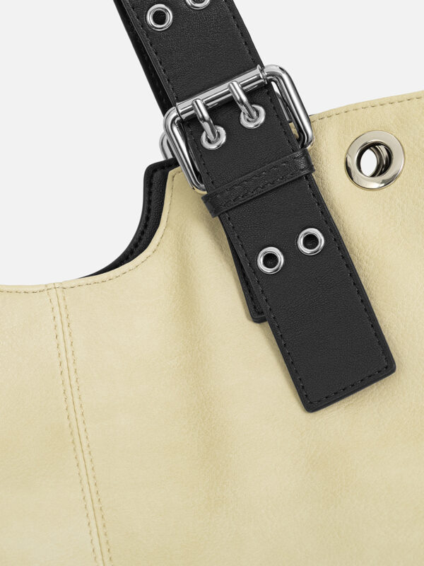 12 Rivet buckle tote